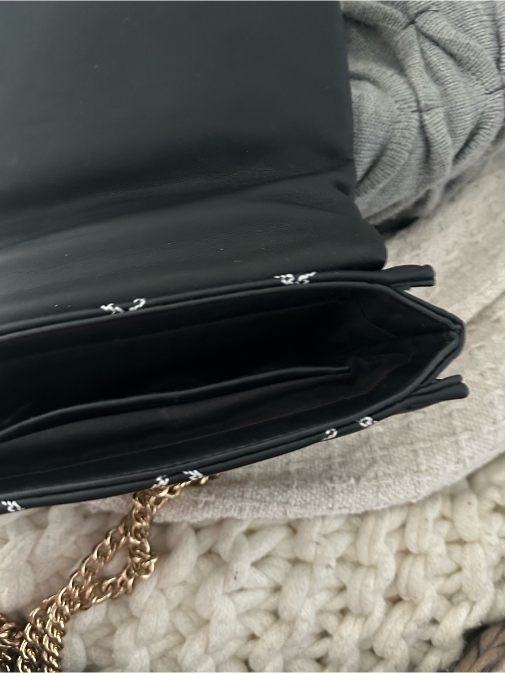 Purse - Picture 5 of 5